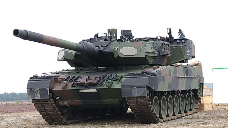 Ba Lan tiết lộ thời gian huấn luyện binh sỹ vận hành xe tăng Leopard 2